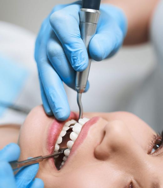 AkerDent Ağız Ve Diş Sağlığı Polikliniği dis